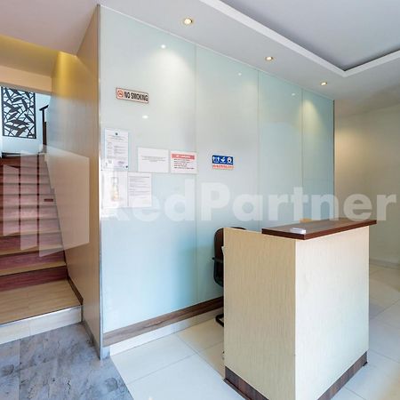 Ichiza Room Redpartner Jakarta Exteriör bild