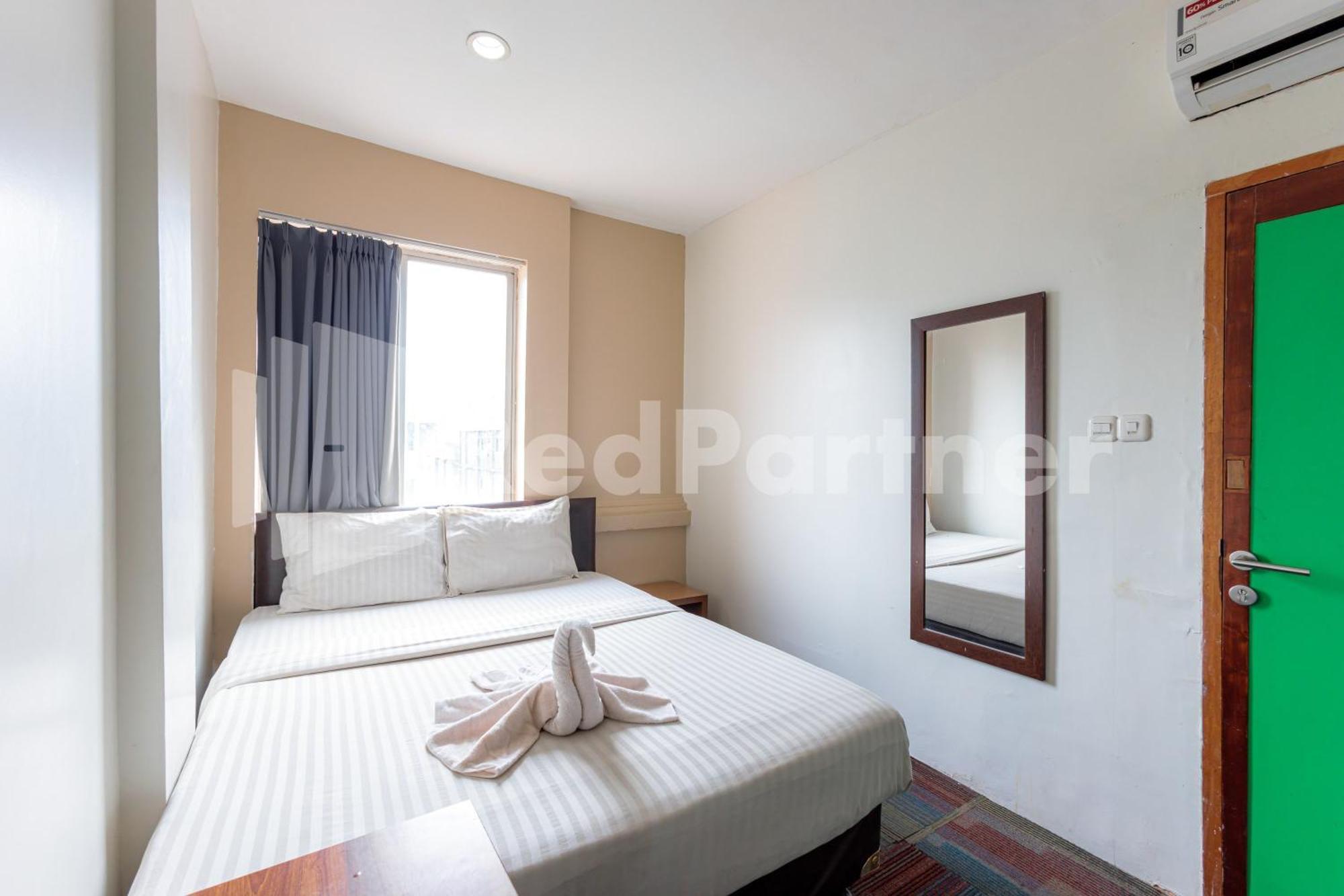 Ichiza Room Redpartner Jakarta Exteriör bild