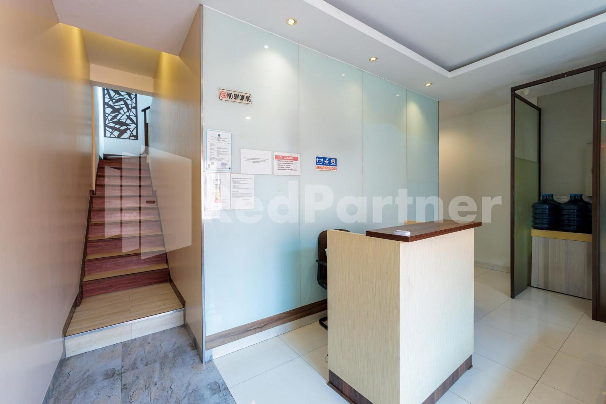Ichiza Room Redpartner Jakarta Exteriör bild